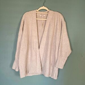 Made well Whitley open cardigan in Heather Blizzard....size S.